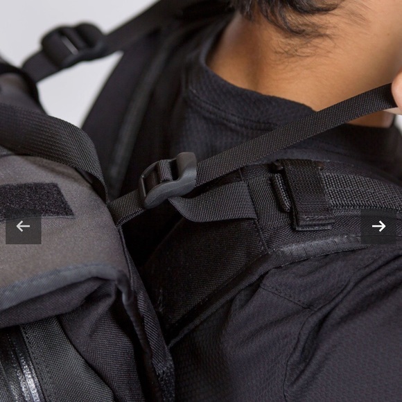 Mission Workshop - The Rambler w/ Cobra Buckle - Picture 7 of 15